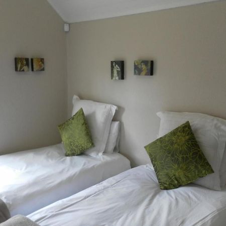 Zareba B&B Guesthouse Glendinningvale Εξωτερικό φωτογραφία